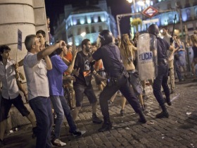 Акция протеста в Мадриде. Фото с сайта liveinternet.ru Акция протеста в Мадриде. Фото с сайта liveinternet.ru